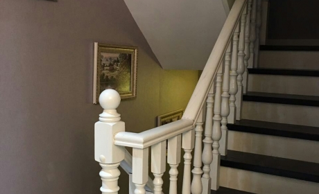 (水半湾·小院)鸿基楼梯美国红橡木H01